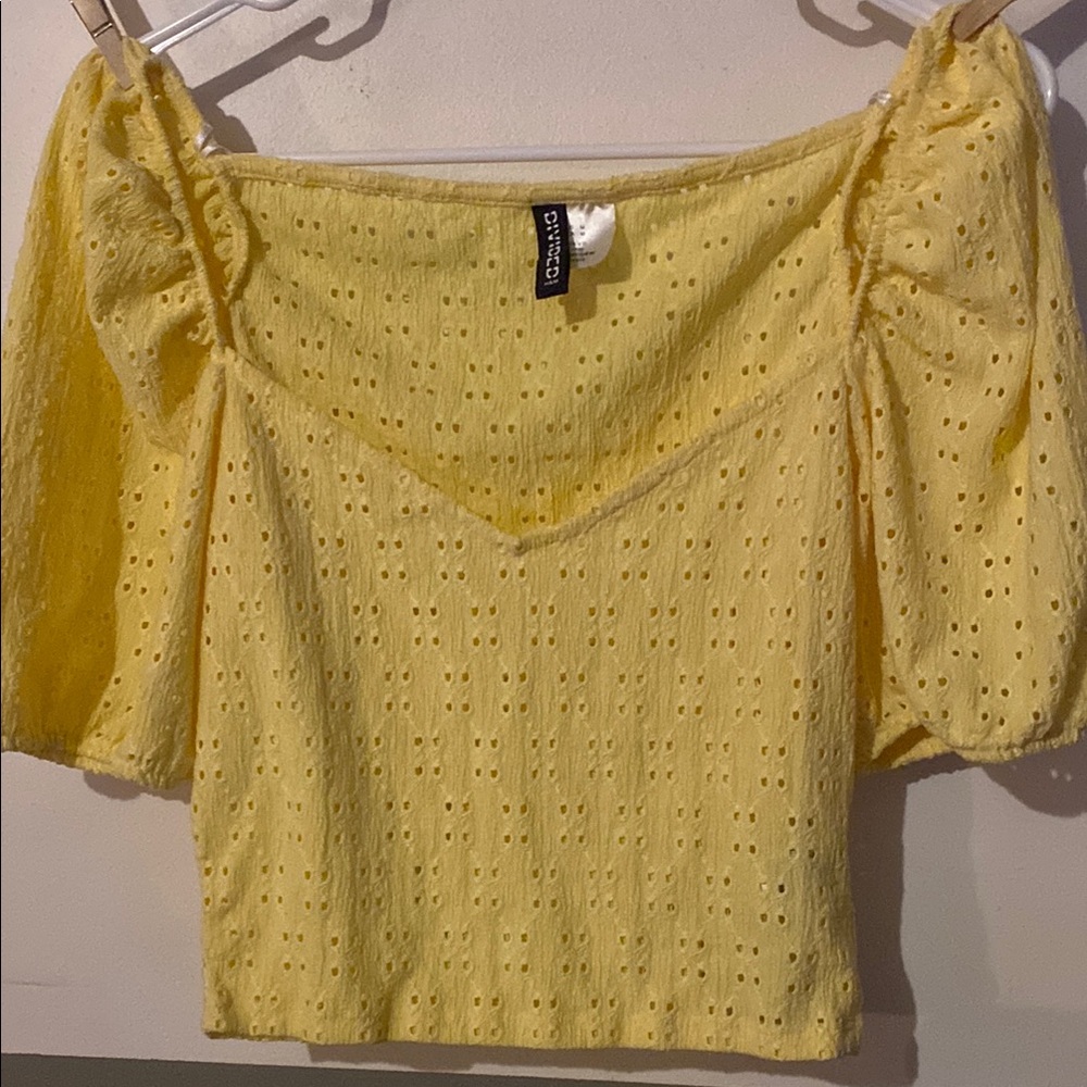 Women’s Yellow Eyelet Crop Style Top